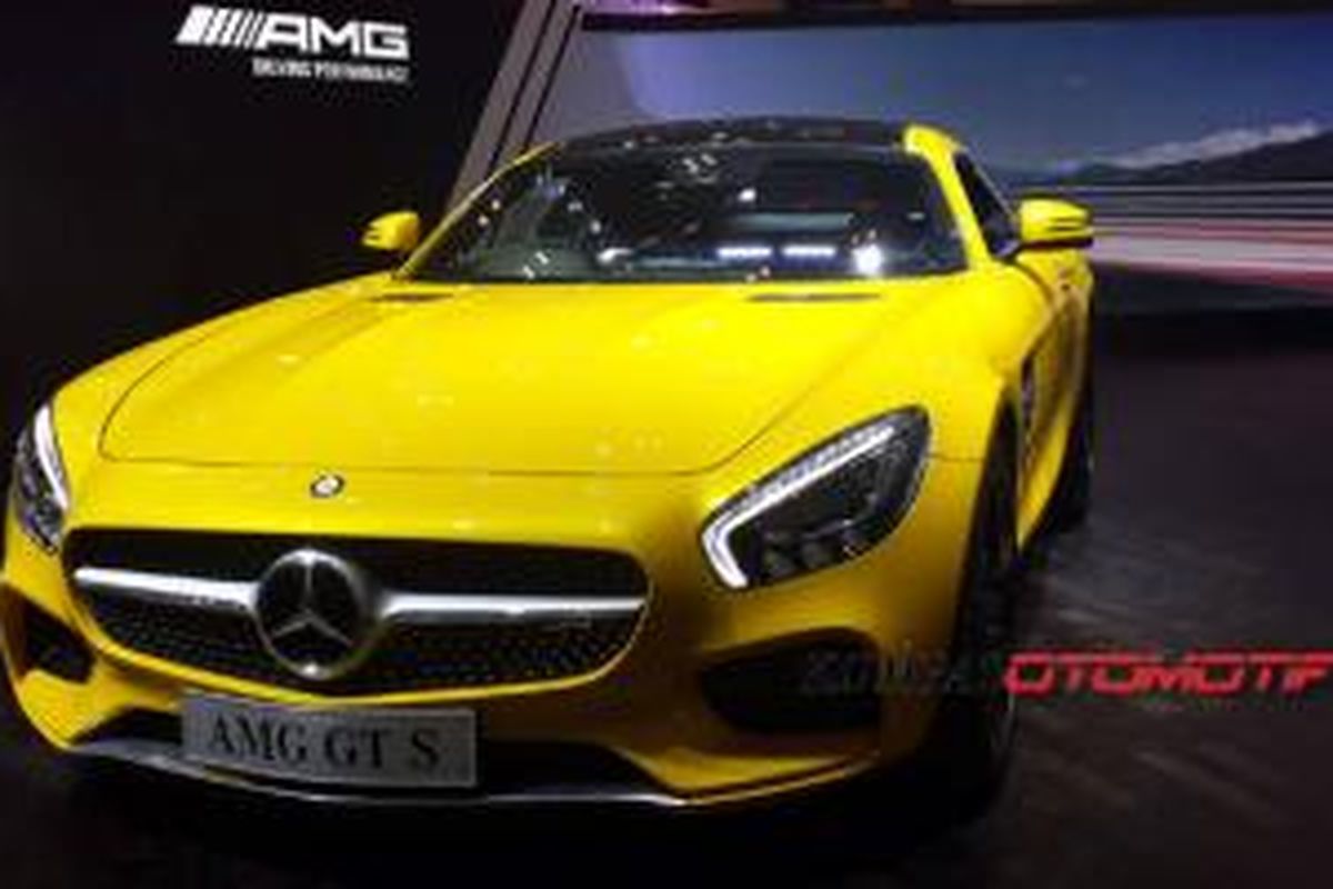 Mercedes-Benz AMG GTS di GIIAS 2015