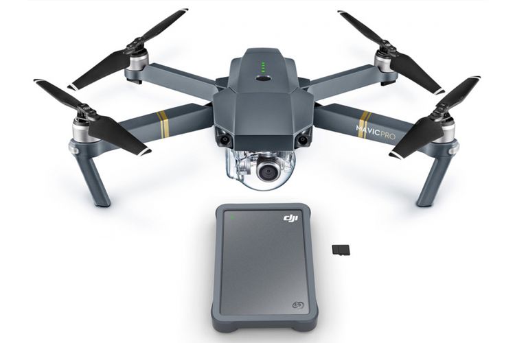 Harddisk portable Fly Drive besutan Seagate dan DJI, bersama drone Mavic Pr.