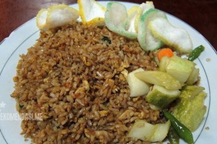 Nasi goreng.