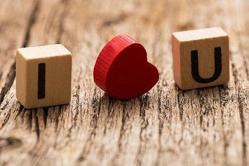 Kumpulan Pantun Gombal 4 Baris yang Romantis dan Bisa Bikin Baper