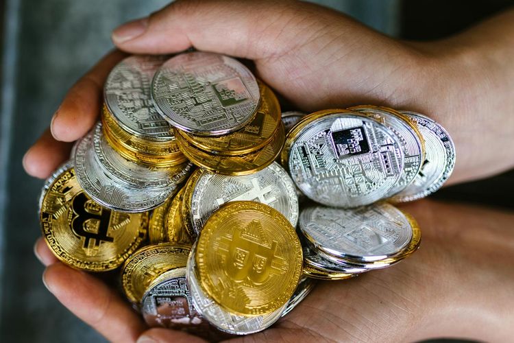 Ilustrasi aset kripto. Aturan pajak kripto baru resmi berlaku mulai 1 Agustus 2025.