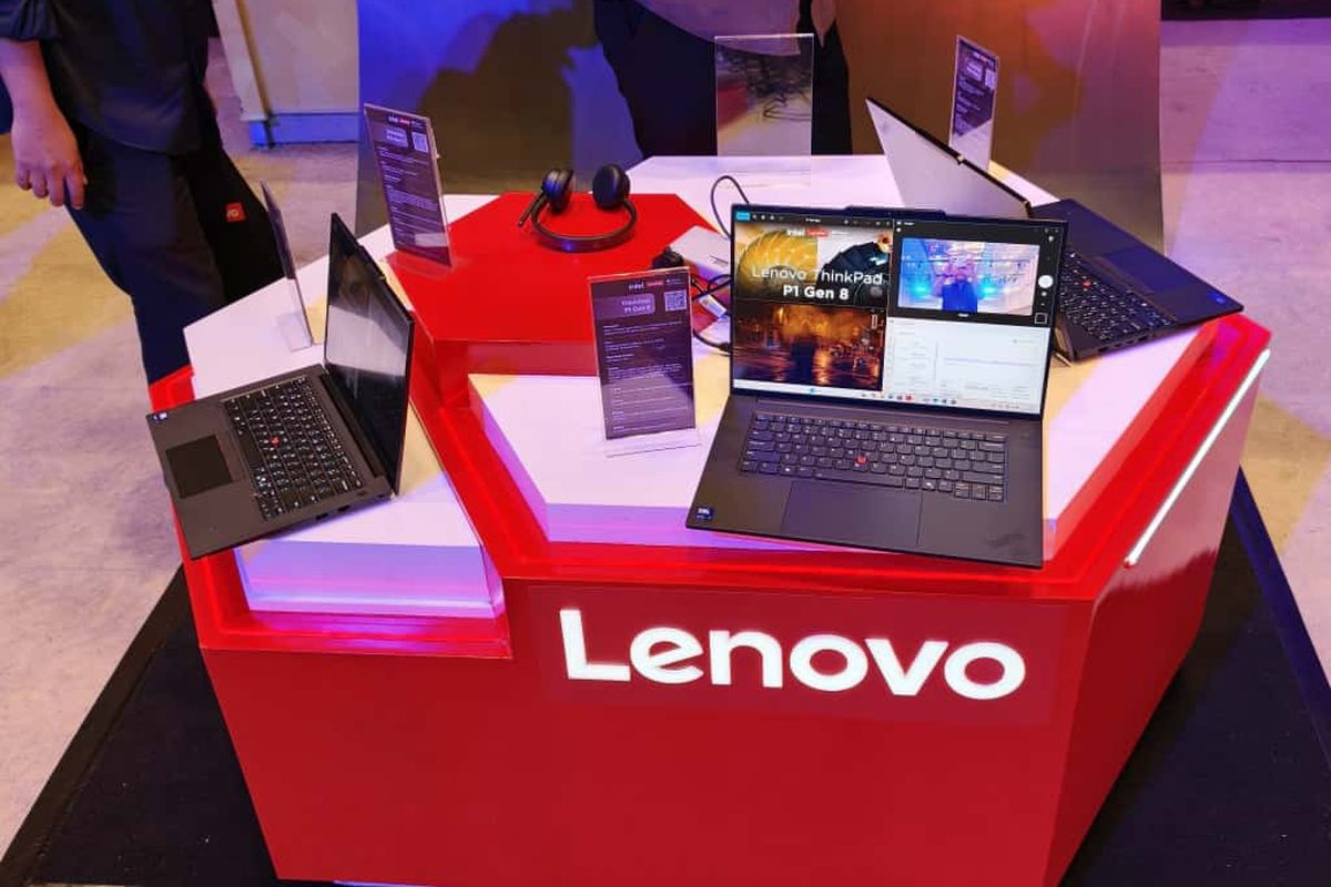Tiga Laptop Workstation Baru Lenovo Dibekali 