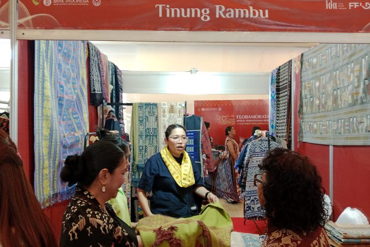 Dari Sarung Mandeu Rp 7 Juta hingga Es Krim Kulit Pisang di FCE Kupang