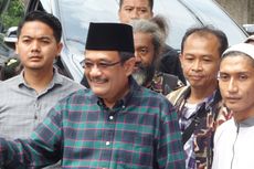 Temui Warga yang Lumpuh, Djarot Janjikan Kursi Roda Baru