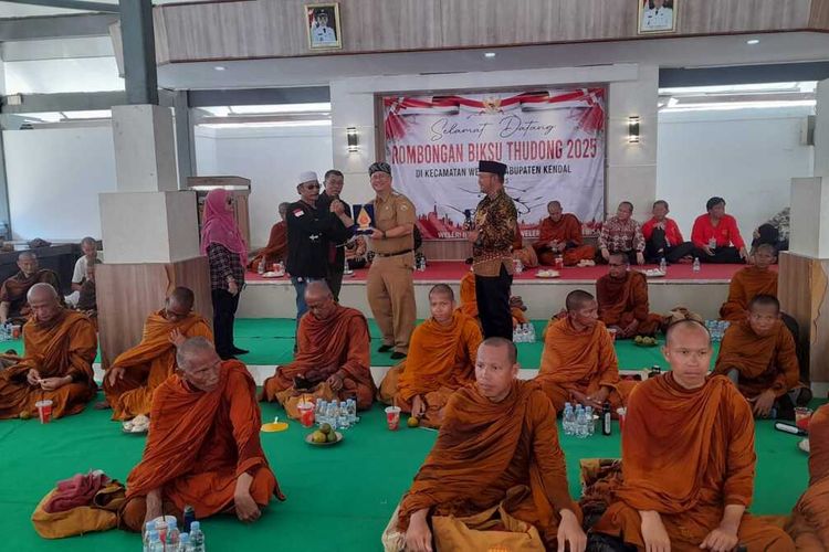 1.400 Personel Amankan Waisak di Candi Borobudur, Turut Kawal Biksu Thudong