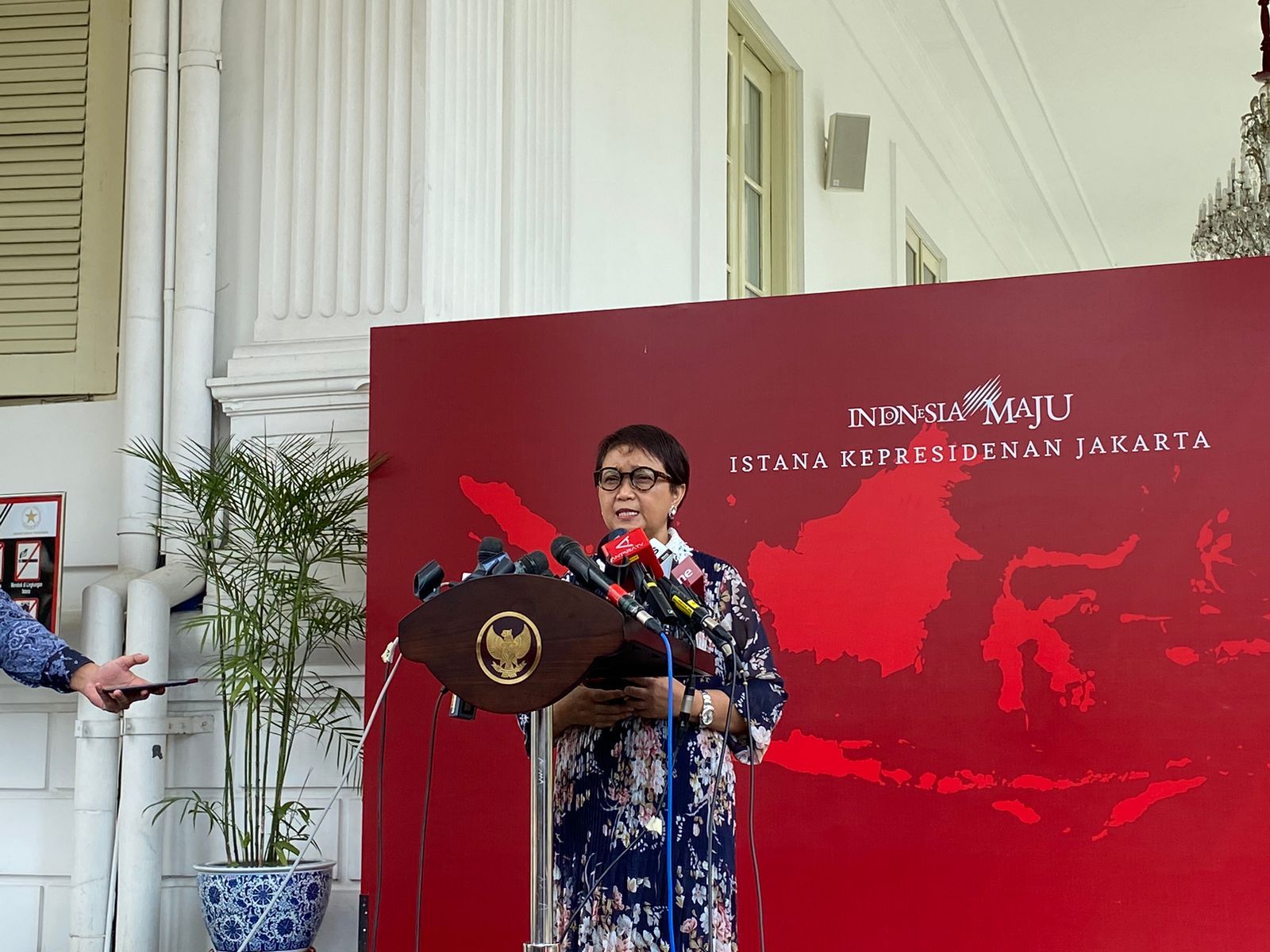 Jokowi Minta Menlu Retno Siapkan Negosiasi Soal Pangan dengan Vietnam 