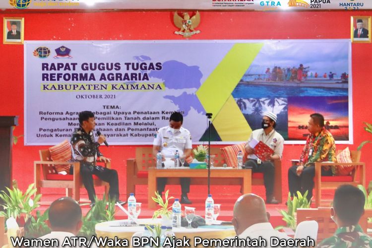 Wakil Menteri ATR/Wakil Kepala BPN Surya Tjandra saat Rapat Gugus Tugas Reforma Agraria di Kabupaten Kaimana, Rabu (27/10/2021).
