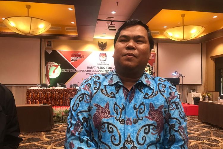 Anggota Komisioner Bawaslu Papua, Amandus Situmorang