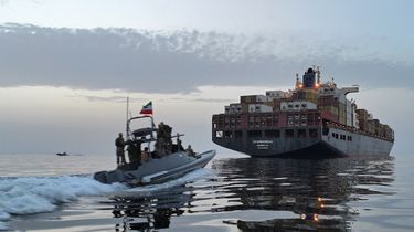 AS Serang Iran Usai Kapal Kargo Dihantam Drone di Selat Hormuz