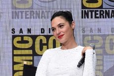 Sang Wonder Woman, Gal Gadot, Bikin Bocah Perempuan Ini Menangis