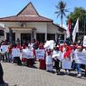 PKL Borobudur Gelar Demo, Tuntut TWC Akomodasi Lapak di Kampung Seni