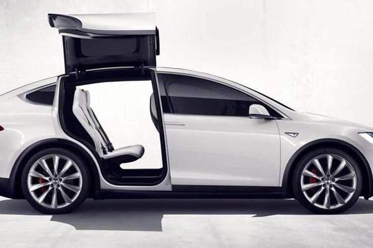 Mobil listrik Tesla Model X