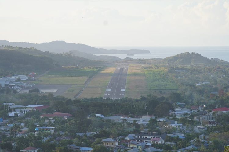 Foto : Panorama kota Labuan Bajo dilihat dari kawasan Parapuar.