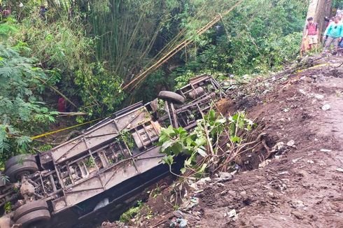 Pengamat Minta Polisi Periksa Urine Sopir Bus yang Mengalami Kecelakaan Masuk ke Jurang di Tasikmalaya