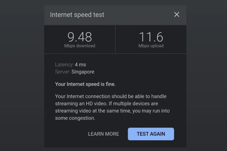 Tes kecepatan sederhana internet di Business Class di SilverKris Lounge Singapore Airlines, Terminal 3 Bandara Changi Singapura.