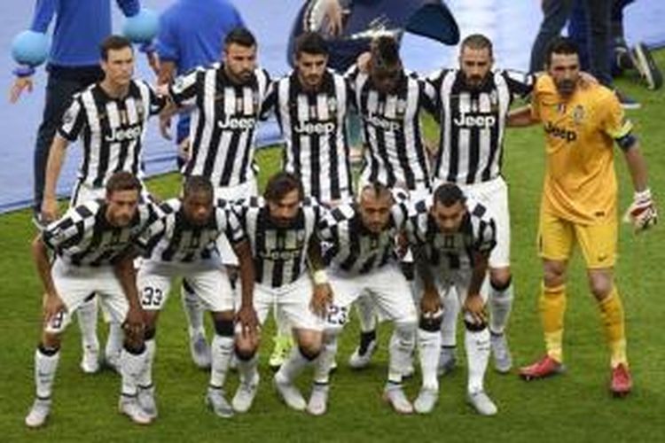 Susunan pemain inti Juventus pada laga final Liga Champions melawan Barcelona, Sabtu (6/6/2015).