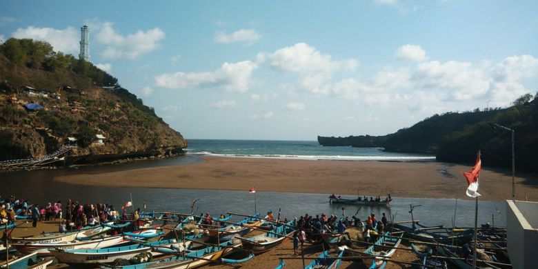 Kawasan Pantai Baron, Gunungkidul, beberapa Waktu lalu