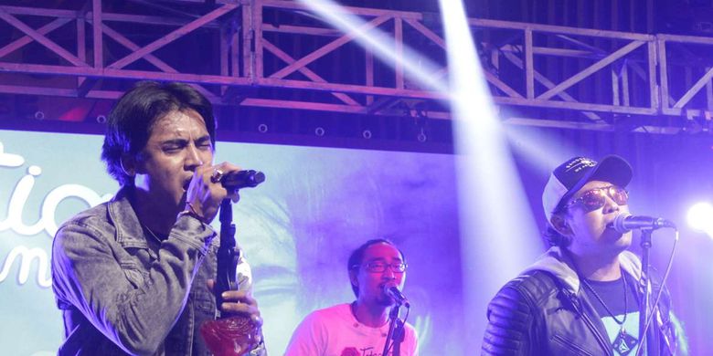 Lirik Dan Chord Lagu Stasiun Cinta Dari Setia Band