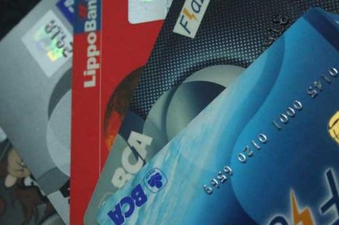 Waspadai Penggunaan ATM dan Kartu Kredit di LN