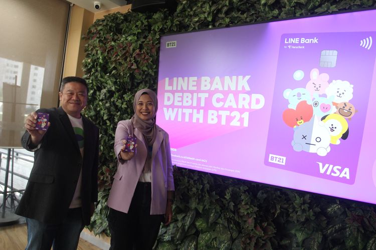 Line Bank luncurkan kartu debit BT21.