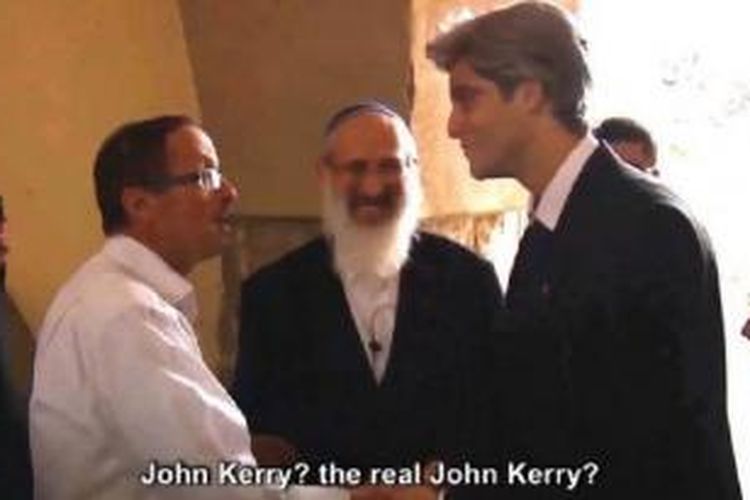 Adegan dalam video bikinan Israel yang mencemooh Menlu AS, John Kerry.