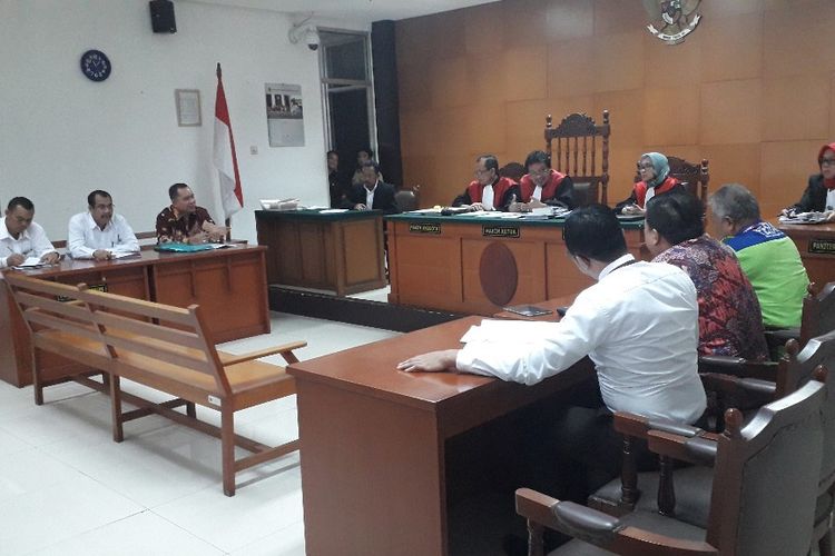 Suasana sidang gugatan perdata Kivlan Zen terhadap Wiranto di Pengadilan Negeri Jakarta Timur, Kamis (15/8/2019).