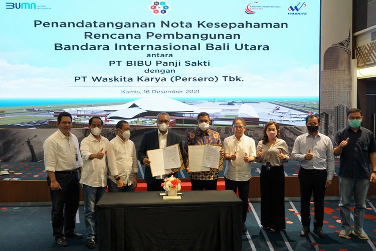 PT Waskita Karya (Persero) Tbk  menandatangani Nota Kesepahaman dengan PT BIBU Panji Sakti dalam rangka Rencana Pembangunan Bandara Internasional Bali Utara berikut fasilitas pendukung dan infrastruktur terkait, Kamis (16/12/2021) di Kantor Waskita Karya, Jakarta. 
