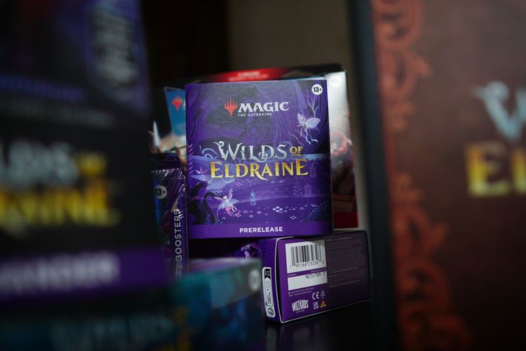 Wizards of the Coast merilis Wilds of Eldraine, set terbaru dari permainan kartu Magic: The Gathering (MTG) pada 8 September 2023, termasuk di Indonesia.