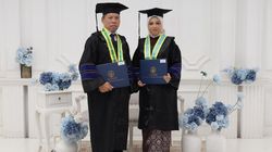 Cerita Ayah-Anak, Ardi dan Shafira Wisuda S2 Bareng di UNY
