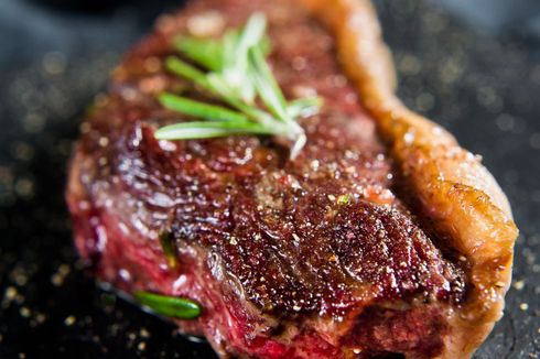Resep Seared Rib Eye with Mushroom Sauce, Steak ala Hotel Bintang 5 di Bali