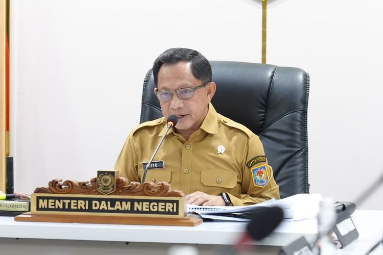 Mendagri Dorong Pemda Terdampak Karhutla Segera Gunakan Bantuan Anggaran Penanganan
