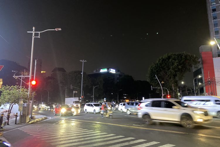 Satu Jam Dipadamkan, Lampu Jalan dan Gedung di Jakpus Kembali Menyala