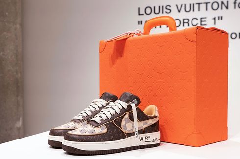 Rekor, Louis Vuitton x Nike Air Force 1 by Virgil Abloh Terjual Rp 5 Miliar 