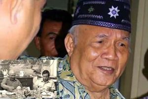 Kisah Ben Mboi, Mantan Gubernur NTT yang Dianggap Jadi Mentor Prabowo