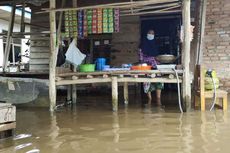 Cerita Warga Saat Banjir hingga 80 Cm Terjang Permukimannya di Pekanbaru, Ada yang Tetap Jualan hingga Minta Bantuan Pemerintah 