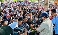Ribuan Warga Jembrana Sambut Kunjungan Prabowo, Istana Apresiasi Antusiasme Masyarakat