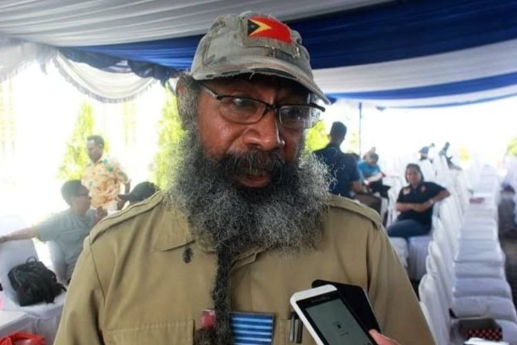 Tokoh Pejuang Papua, Filep Karma saat diwawancarai belum lama ini di Jayapura, Papua. Filep dikenal sebagai sosok pejuang Papua yang memperjuangan Papua dengan mengambil jalan damai tanpa kekerasan.