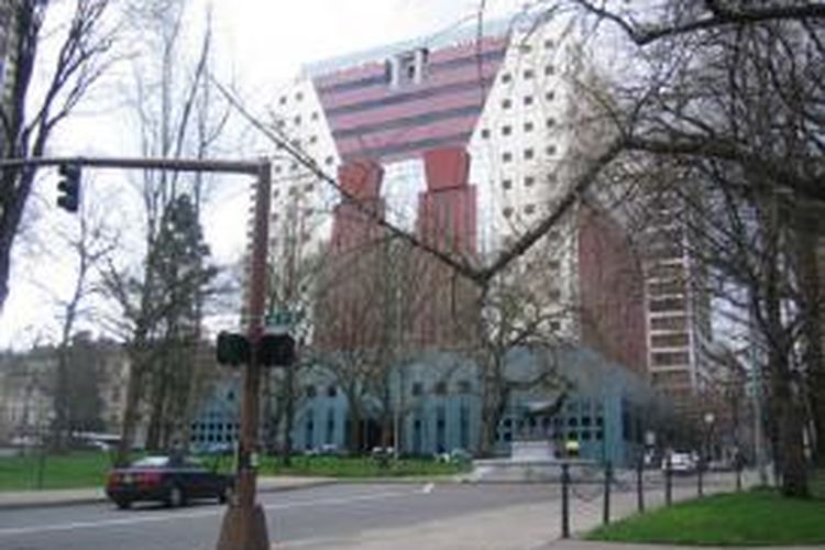 Portland Building sebagai peninggalan postmodern terancam dirobohkan.