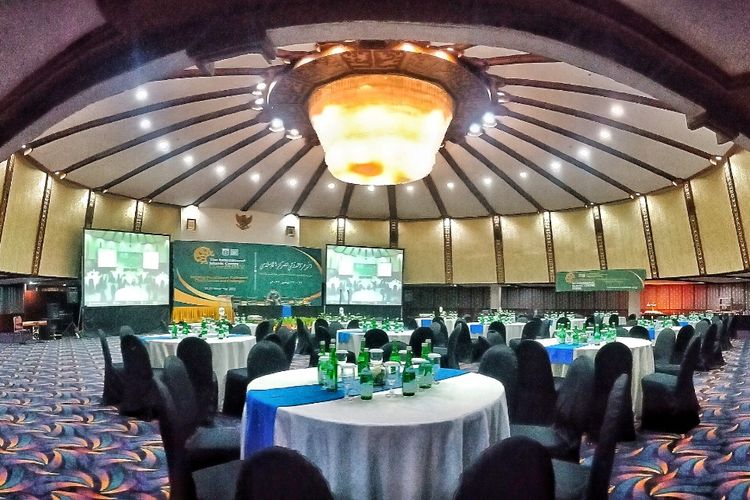 Konferensi Peradaban Islam Dunia digelar oleh Jakarta Islamic Centre dengan mengundang delapan negara dari empat benua. Perhelatan itu digelar selama dua hari yakni 22-23 November 2022.  