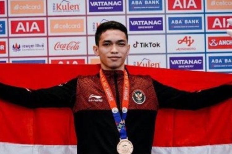 Alumnus Madrasah Aliyah Negeri (MAN) Kota Kupang, Muhammad Zaki Zikrillah Prasong menggapai medali emas pada ajang Sea Games 2023 di Kamboja.