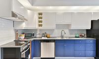 10 Warna Lemari Dapur yang Tidak Akan Ketinggalan Zaman