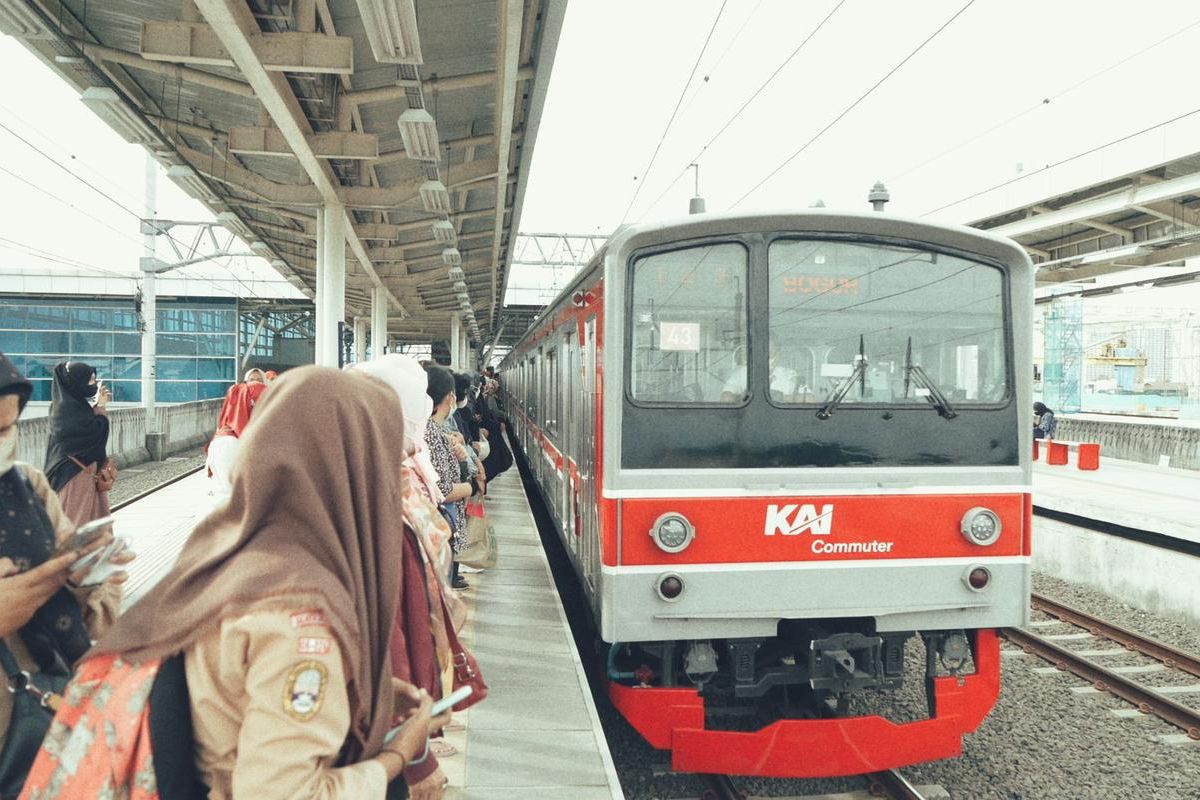 KRL Jakarta-Bogor Sudah Kembali Normal Usai Gangguan di Stasiun Citayam