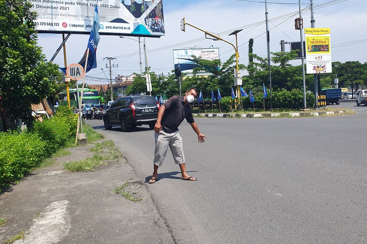 Perempatan Ketandan, Bantuk, Lokasi Penangkapan yang diduga melakukan Penendangan Sesajen di Gunung Semeru