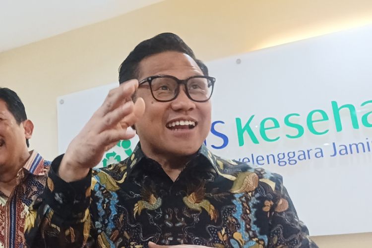 Menko Pemberdayaan Masyarakat Muhaimin Iskandar (Cak Imin) di Kantor BPJS Kesehatan, Jakarta, Senin (3/2/2025).