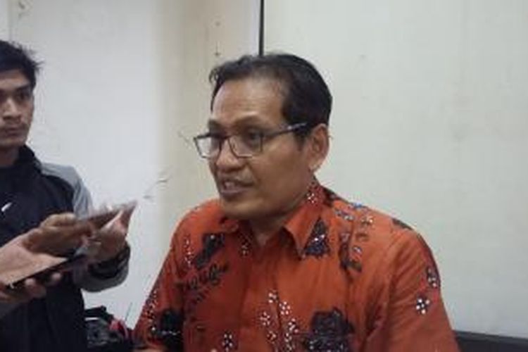 Pendiri Jaringan Islam Liberal Ulil Abshar Abdalla, seusai menjadi narasumber dalam diskusi di Gedung LBH Jakarta, Selasa (1/12/2015).