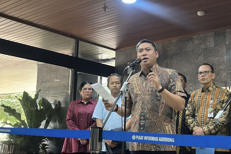Wamentan Sebut 123 Pabrik Kelapa Sawit Masih Beli TBS di Bawah Harga Acuan