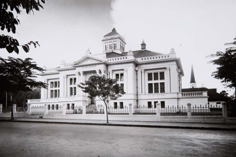 Gedung De Javasche Bank di Bandung tahun 1918