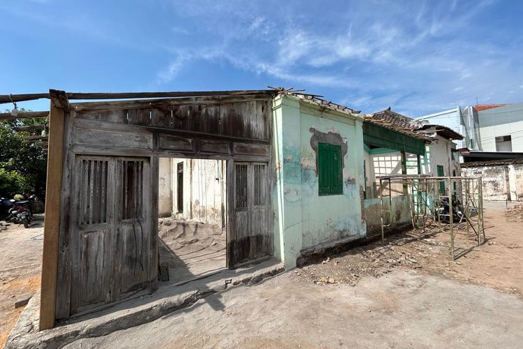 BERITA FOTO: Renovasi Rumah Masa Kecil Pahlawan Nasional Slamet Riyadi di Solo