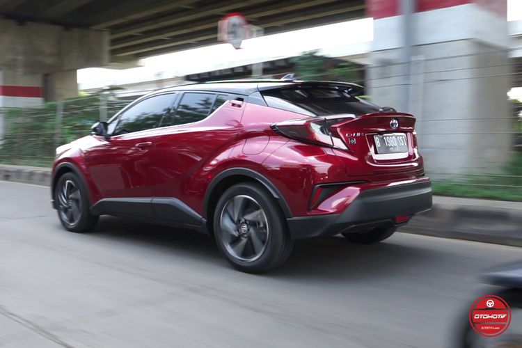 Toyota C-HR Hybrid 2022