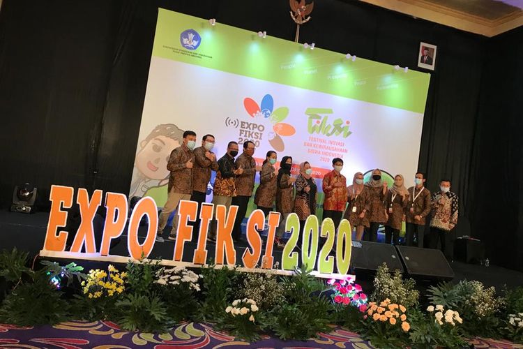 ?Melejitkan Talenta dan Prestasi Kewirausahaan di Masa Pandemi menjadi tema besar Festival Inovasi dan Kewirausahaan Siswa Indonesia (Fiksi) 2020.

